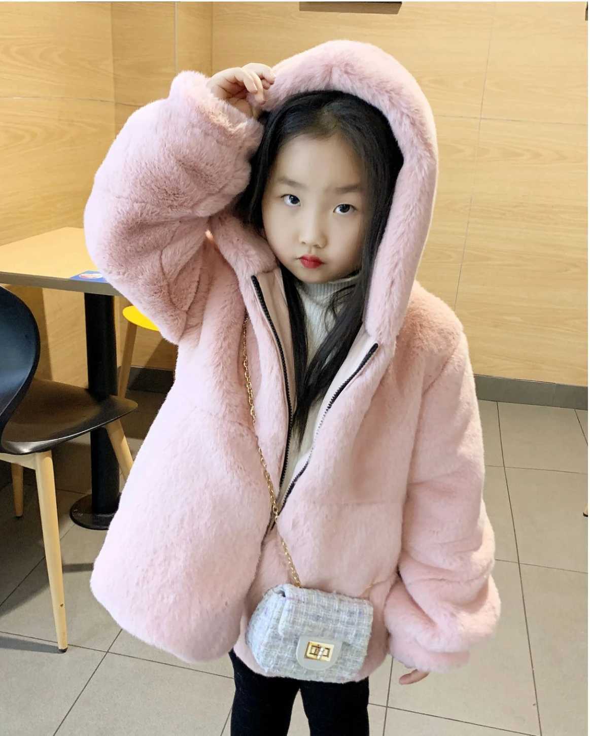 autumn and winter new baby thick otter rabbit hair fashionable girl warm fur coat childrens clothing M241018