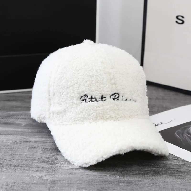 Autumn Winter Warm Baseball Cap Women Lamb Fur Hats Female Autumn Winter Korean Version Tide Letter Warm Cap Plush Baseball CapsX241018