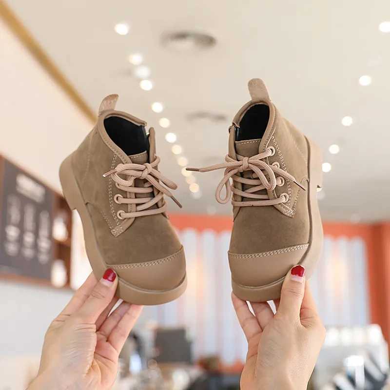 Boots Womens leather boots non slip soft Botnd low drag spring and autumn outdoor childrens fashion boots Zapatillas Mujer H241018
