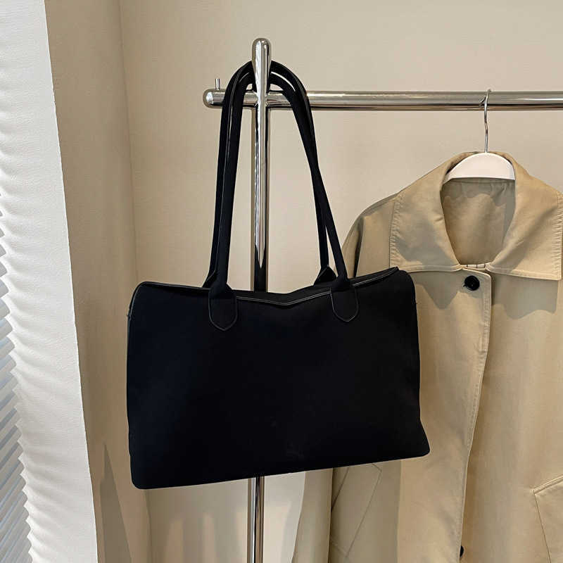 CMM Autumn and Winter Suede Large Capacity Bag for Women New Commuter Versatile Shoulder Bag Handheld Tote Bag