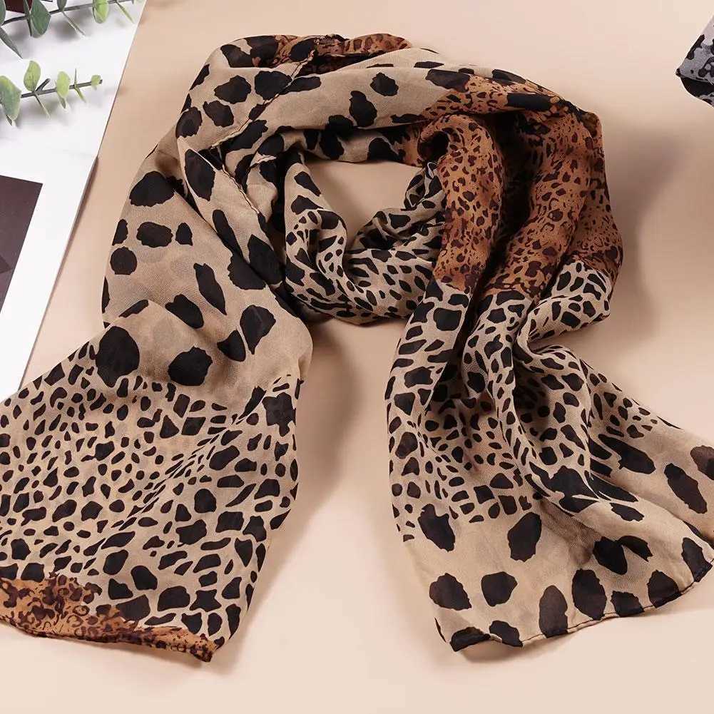 Warm leopard print chiffon scarf fashionable warm soft long shawl print Mtifunction winter womens style silk scarf X2410171