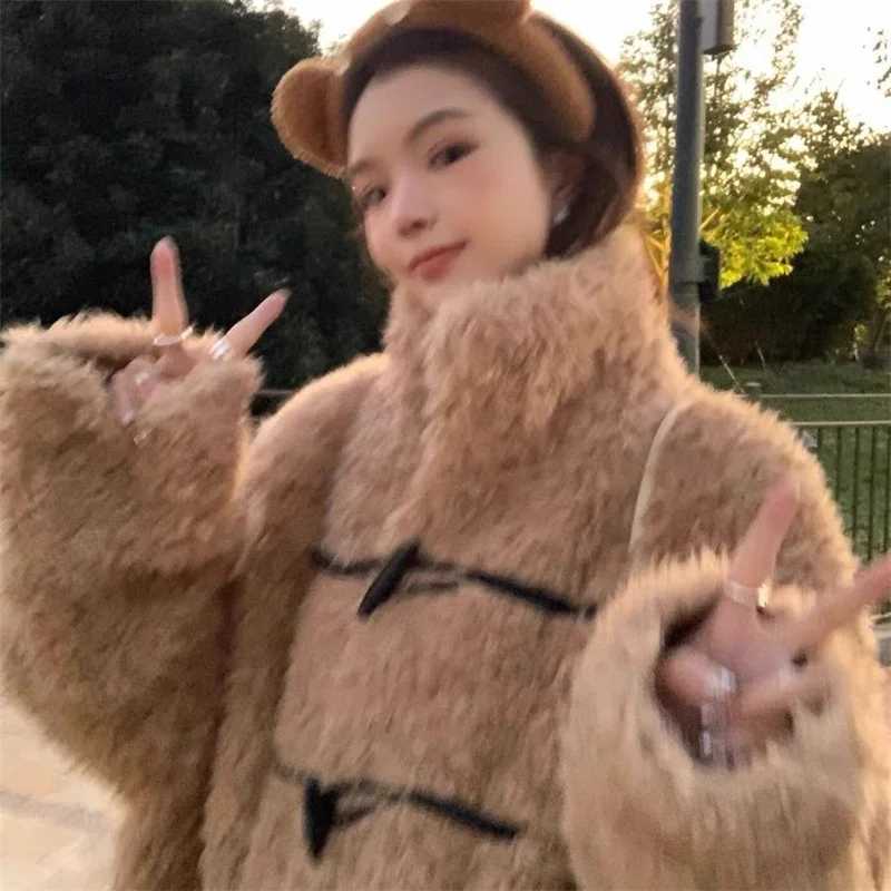 HEYGIRL Black Brother Teddy Pupu Chao Leather Loop Cow Horn Buckle Warm Loose Imitation Lamb Wool Coat for Women Cardigan JacketX241018