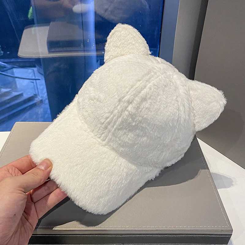 Autumn and Winter Womens Cat Ears Baseball Cap Plush Duck Tongue Cap Cartoon Fashion Rebound Cap Adjustable Leisure CapX241018