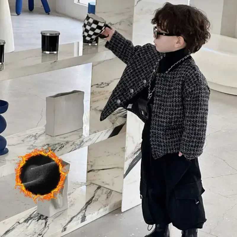 Boys coat autumn and winter new childrens clothing black plain weave coarse floral thick laminated cotton coat casual simple daily M241018