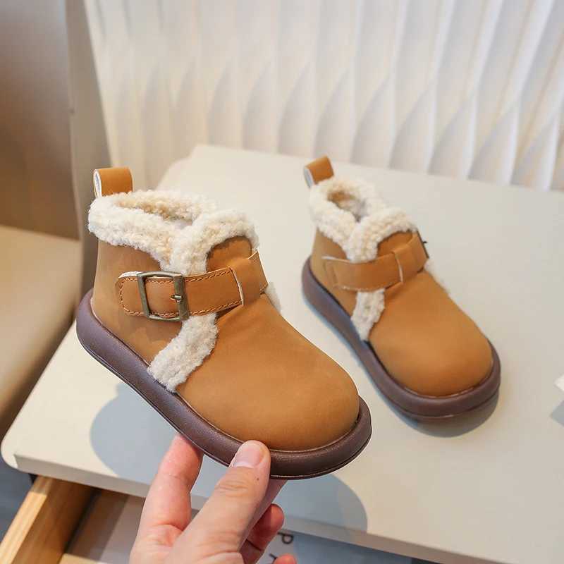 Boots Girls leather boots with flat bottomed Boted mid leg Slves autumn/winter girls fashion boots size 22-33 Sandas De Mujer H241018
