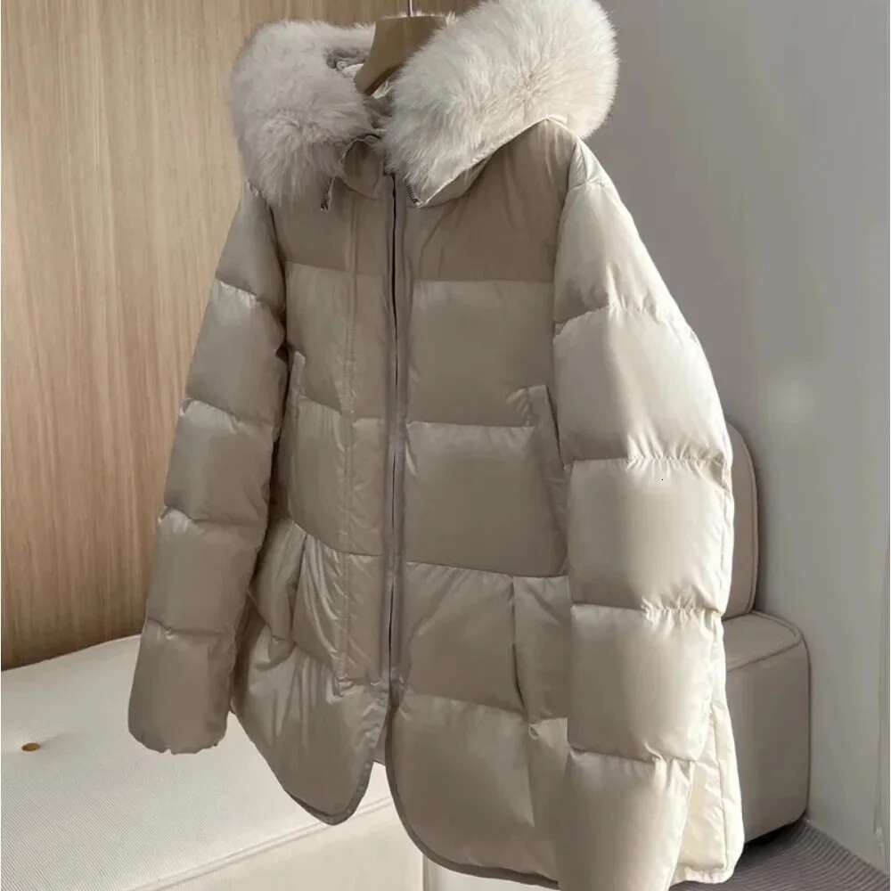 2024 New Fashion Winter White Duck Down Hooded Real Fox Fur Collar Jacket Cape Puffer Coat Women Slim Short Warm