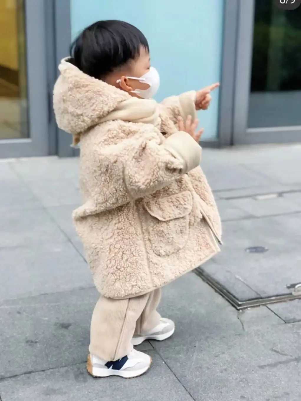 Boys and Girls Coat Cashmere Fur Medium length Hooded Coat Girls Hair Sweater Boys Clothing M241018