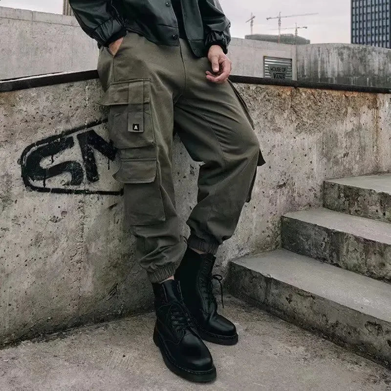 Male Trousers Multi Pocket Black Mens Cargo Pants Autumn Stacked Multipockets Long Loose Spandex Harajuku 241010