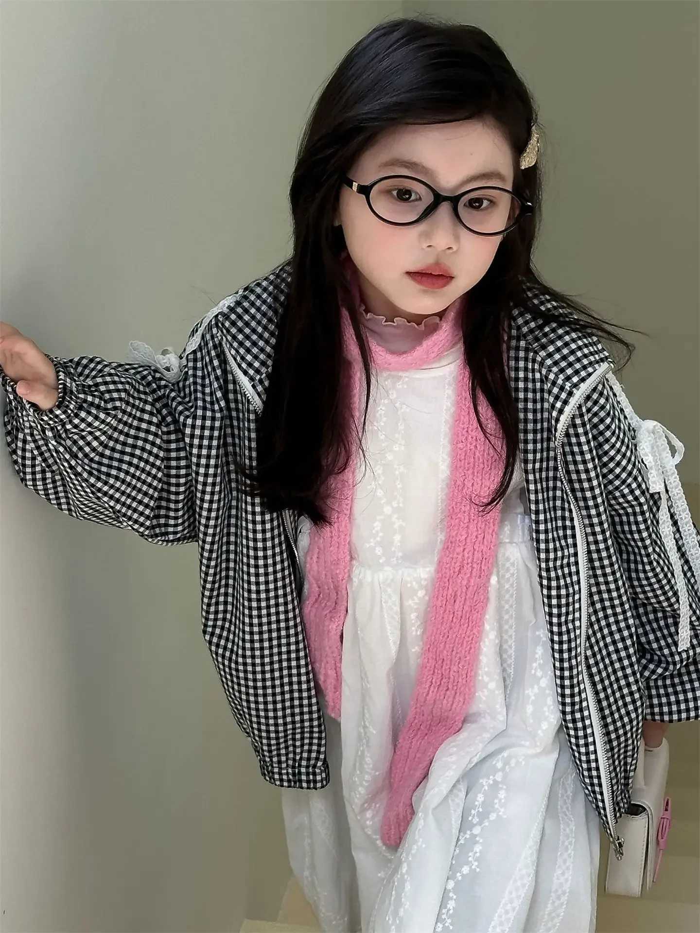 Korean childrens clothing girl plaid jacket autumn new childrens lace bow top M241018