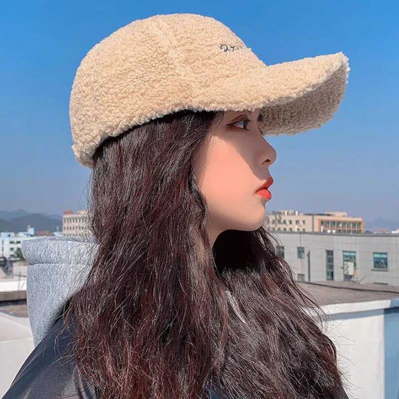 New Lamb Wool Baseball Cap Letter Embroidery Women Sun Hat Lady Girls Outdoor Warm Winter Spring Plush CapsX241018