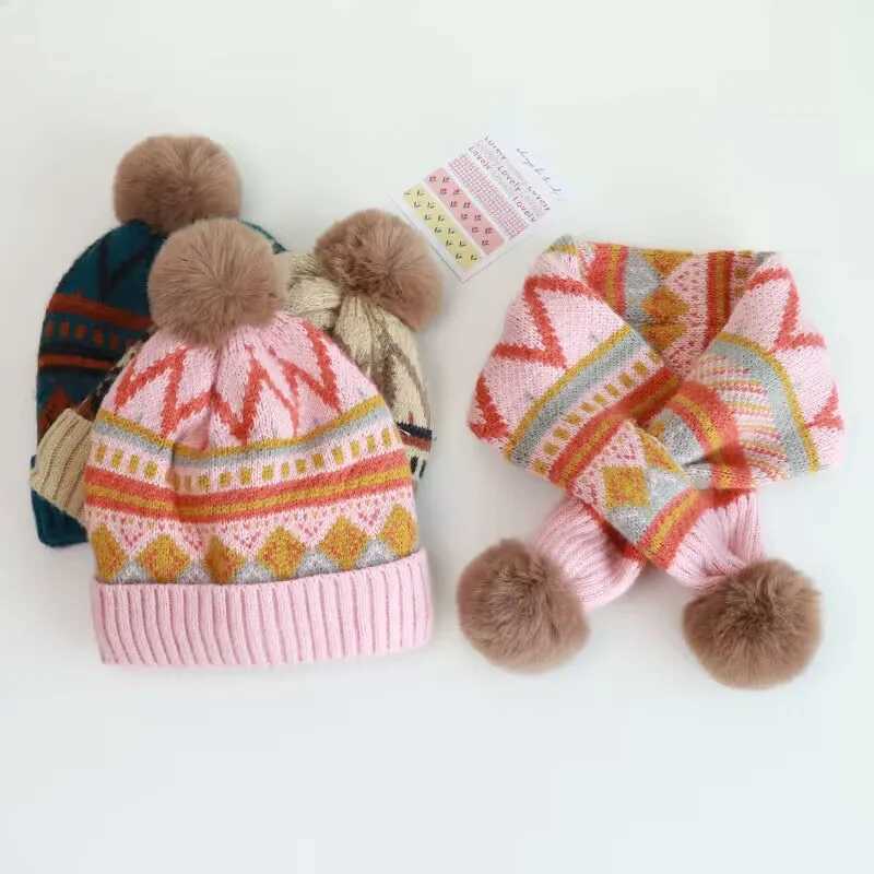 2023 autumn and winter new color pattern childrens knitted wool hat warm cross neck two-piece set LX241018
