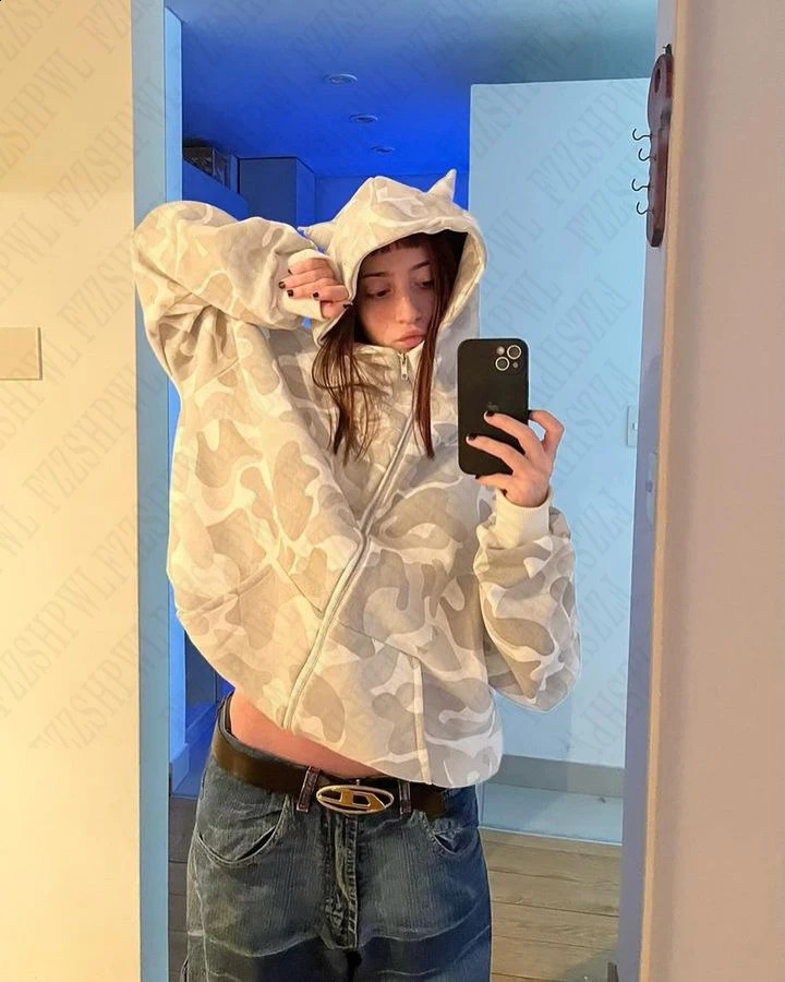 Y2k Gothic Harajuku Devil Horn Camouflage Long Sleeved Hoodie Vintage Streetwear Hip Hop Rap Trendy Wear High Street Winter Tops 241017