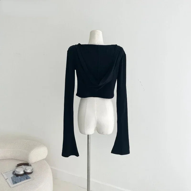 Gothic Black Tshirts for Women Y2k Crop Tops Shirts 2024 Summer Hooded Long Sleeve Tees Korean Fashion Casual Sexy T Shirt 241010