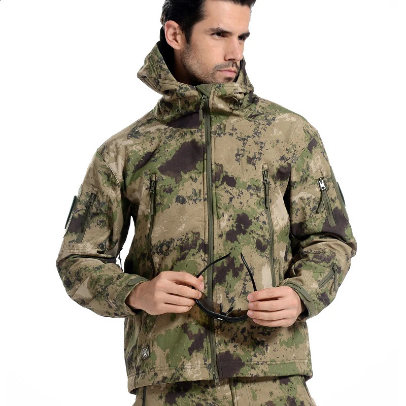 Lurker soft shell camouflage jacket mens waterproof hunting clothing warm camouflage tactical jacket outdoor combat hooded jacket 241007