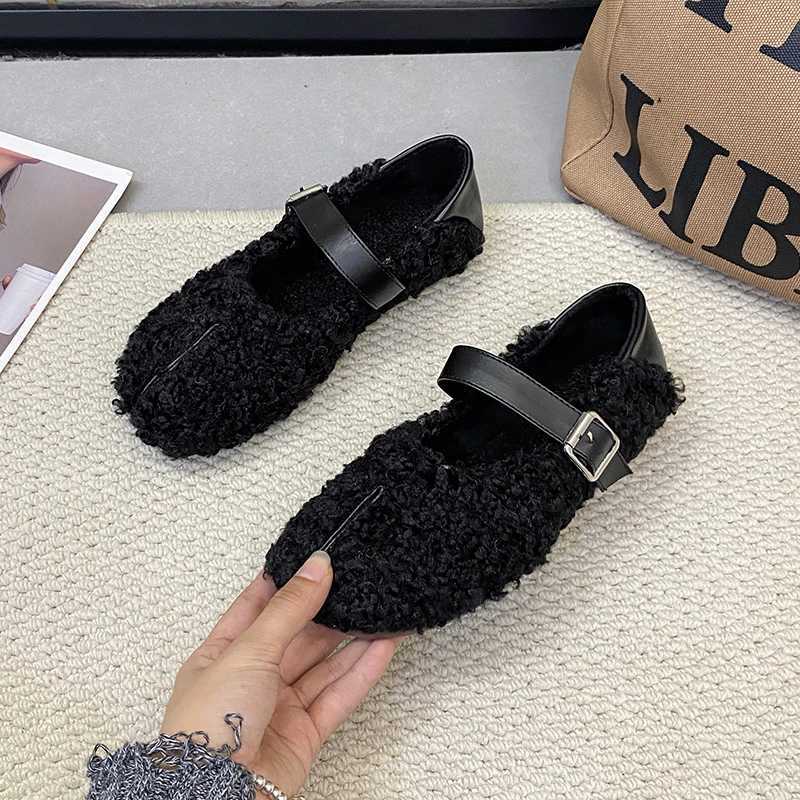 Shoes Woman Flats Loafers Fur Round Toe Autumn Casual Dress Moccasin Fall Winter Leisure Buckle Flock RubbXJ250319