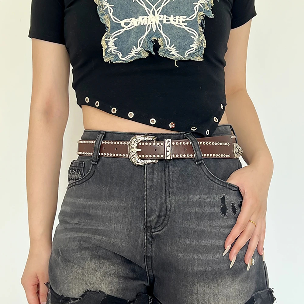 Women Gothic Belts Vintage Carved Needle Buckle for Men Rivet Belt Punk Hip Hop Rock Style Jeans Belt Y2K Belt PU Leather Belts 251027