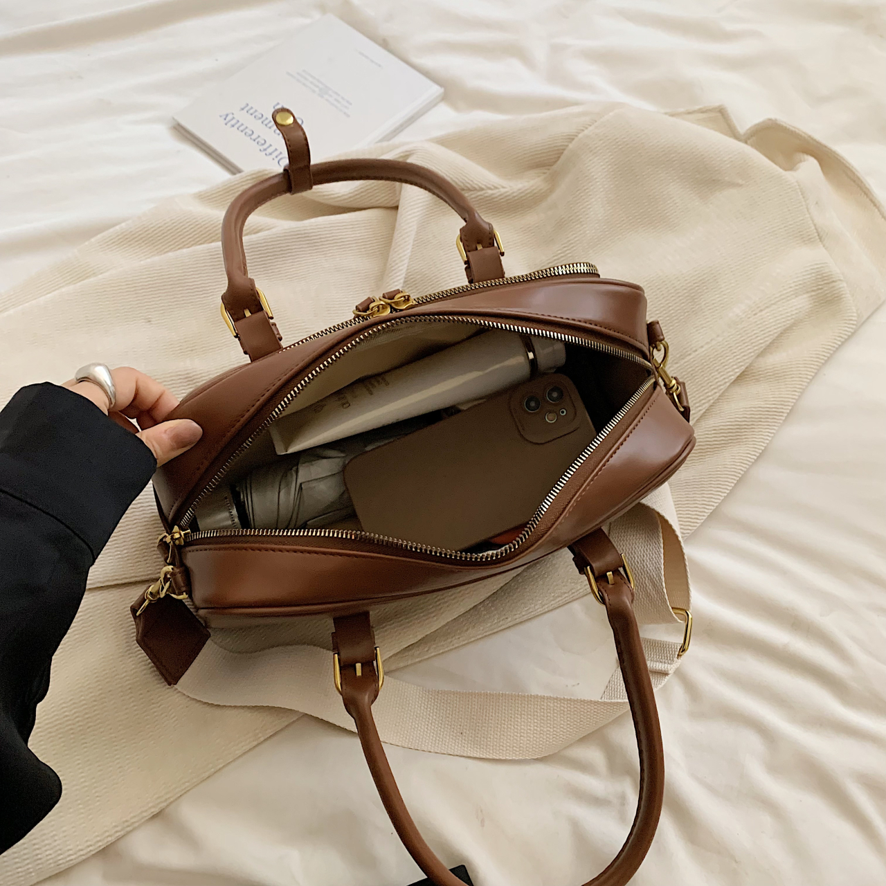 Retro Handbag Simple Commuting Women's 2024 New Korean Style Casual Large Capacity Shoulder Crossbody Bag Bowg Bolsos