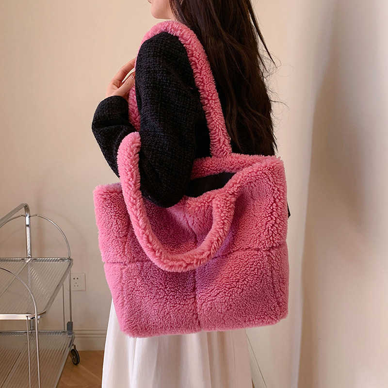Plush Bag Autumn/Winter Checkered Particle Lamb Wool Shoulder Bag Korean Edition Large Capacity Tote Fur Bag 241015