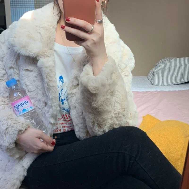 Autumn Winter Womens Lamb Wool Jacket Korean Style Streetwear Lapel Faux Fur Coat Woman Warm Thick Furry Fluffy CoatX241018