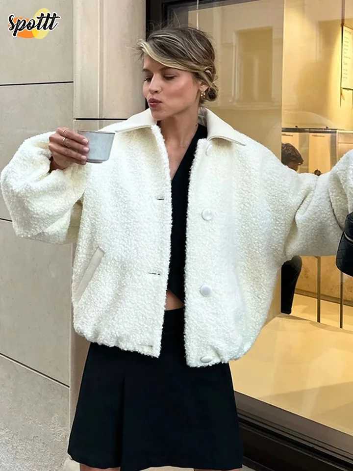 Women Fashion Lamb Wool Furly Teddy Jacket Casual Oversize Long Sleeves Buttons Pocket Coat 2024 Autumn Lady Commute OutwearX241018
