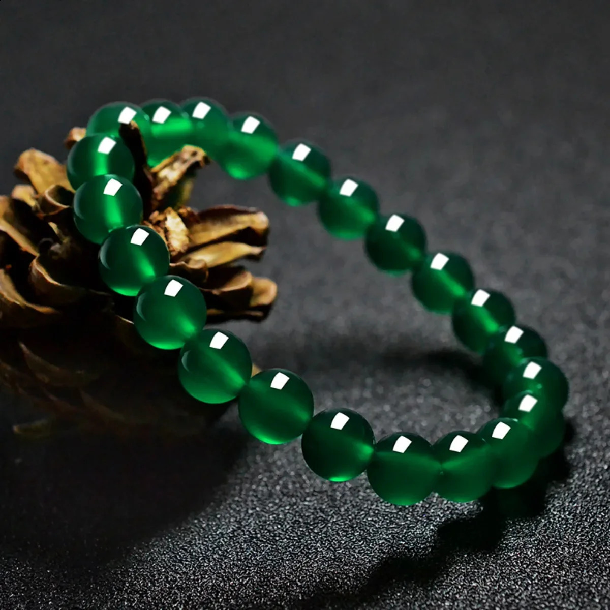 6/8/10/12/14mm Round High Quality Natural Green Agate Bracelet Natural Crystal Jade Classic Womens Agate Handmade Decoration 241018