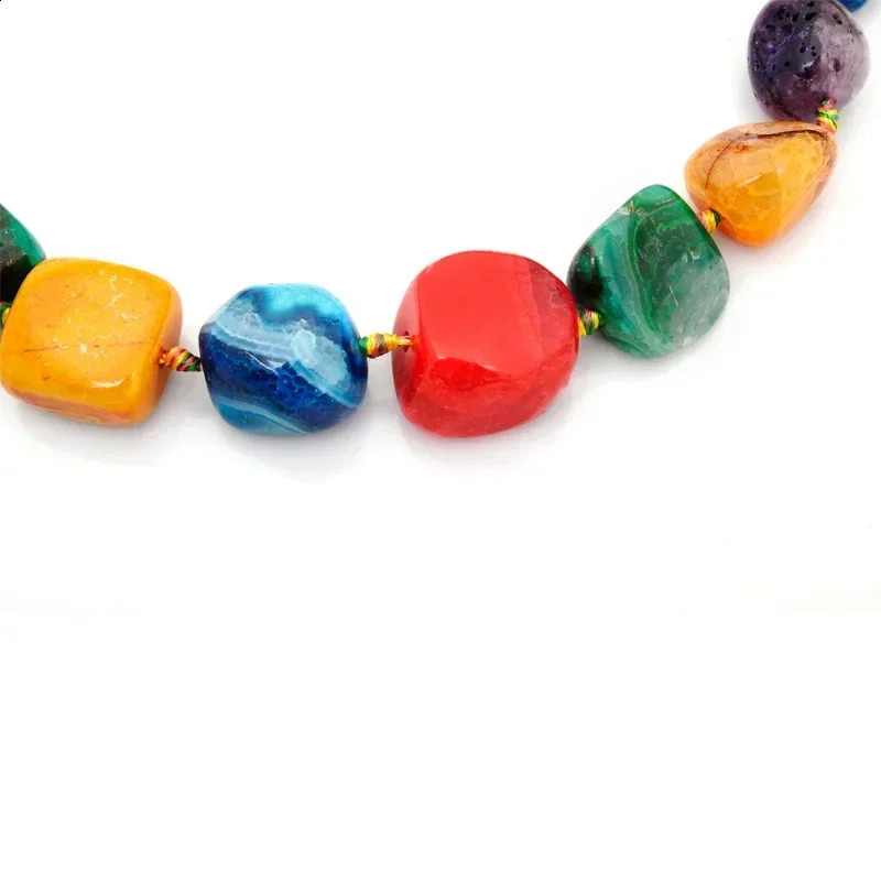 Natural stone irregular agate bead necklace suitable for women multi colored necklace handmade vintage party beach womens jewelry 241018
