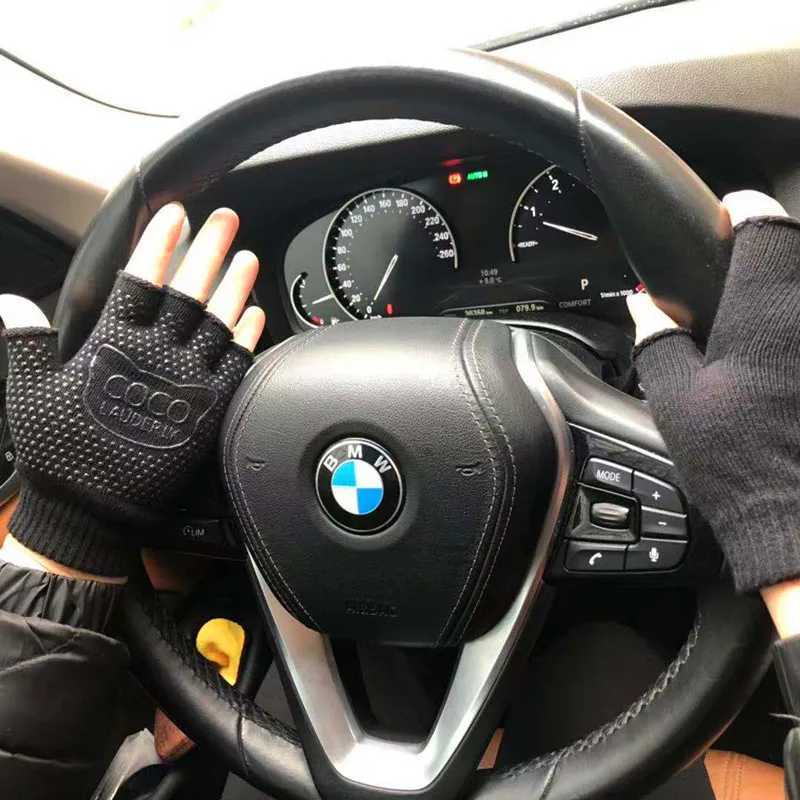 Yoga gloves for women non slip fitness gloves used for gym yoga Pilates and other warm exercises. Half finger hand glovesW241018
