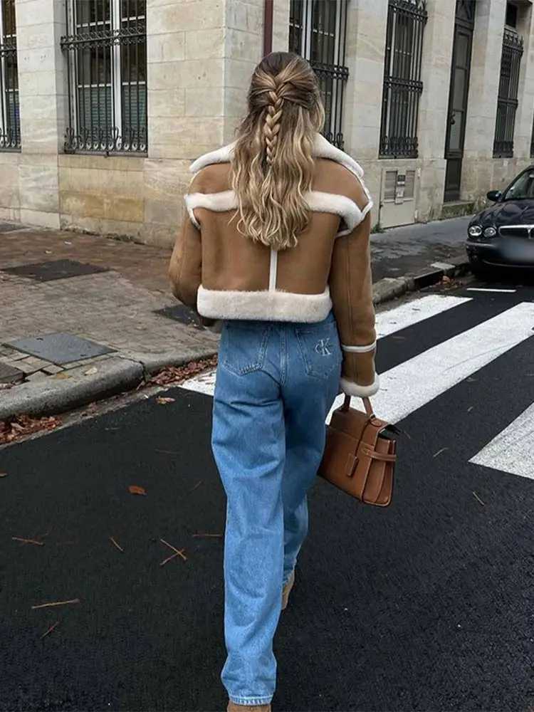 Fashion Lamb Wool Patchwork Fur One-piece Coat Women Casual Lapel Long Sleeves Short Thickened Jacket 2024 New Lady Street CoatsX241018