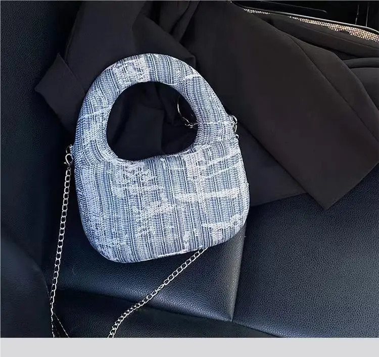 Womens Red Wallet Evening Bag Fashion Moon shaped Bag Fashion Bag Fashion Bag Daily Office Fully Matching Bag Use Unique Handbag 2024 241018