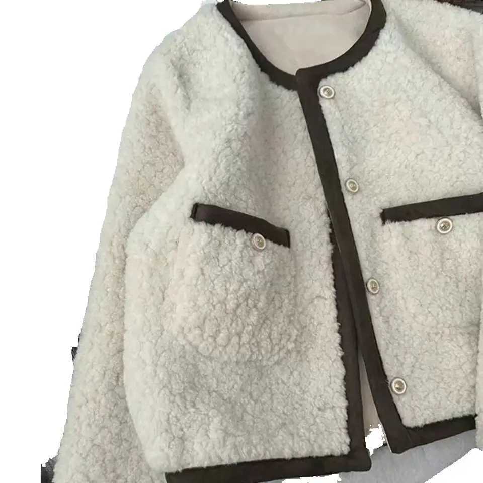 Fur One-Piece Jacket Women 2024 Autumn Winter Contrasting Color Small Fragrant Style Lamb Wool Short Single-Breasted TopX241018