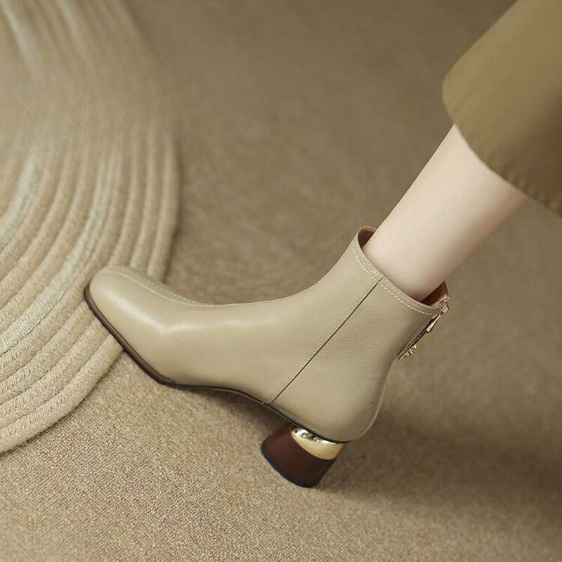 Designer Boot Square Toe, Side Zipper Fashion High-Heeled Short Boots For Women, 2024 Autumn And Winter New Style With Plush, Thick Heel, Slim Boots, 
