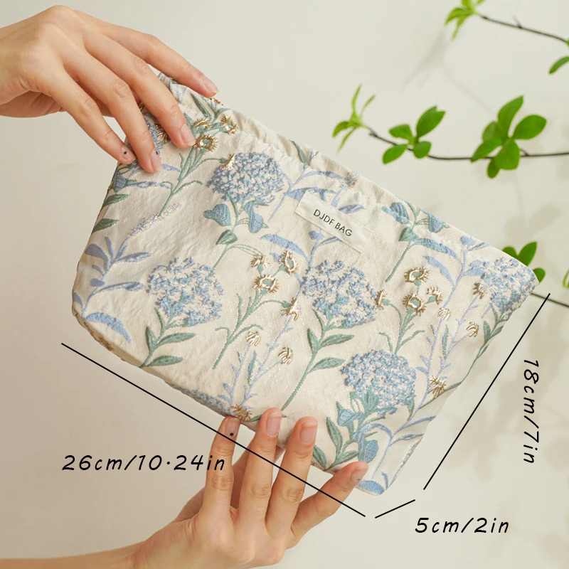 Womens Makeup Bag Blue Bouquet Large Capacity Sanitary Napkin Touchup Supplies Canvas Storage Toiletry 241019 zhanyishengli