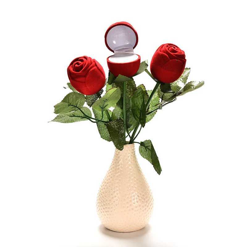 Recommended Red Rose Engagement Ring Box Earrings Jewelry Gift Box Charm Romantic Rose Ring Box with Branches and Leaves W241019