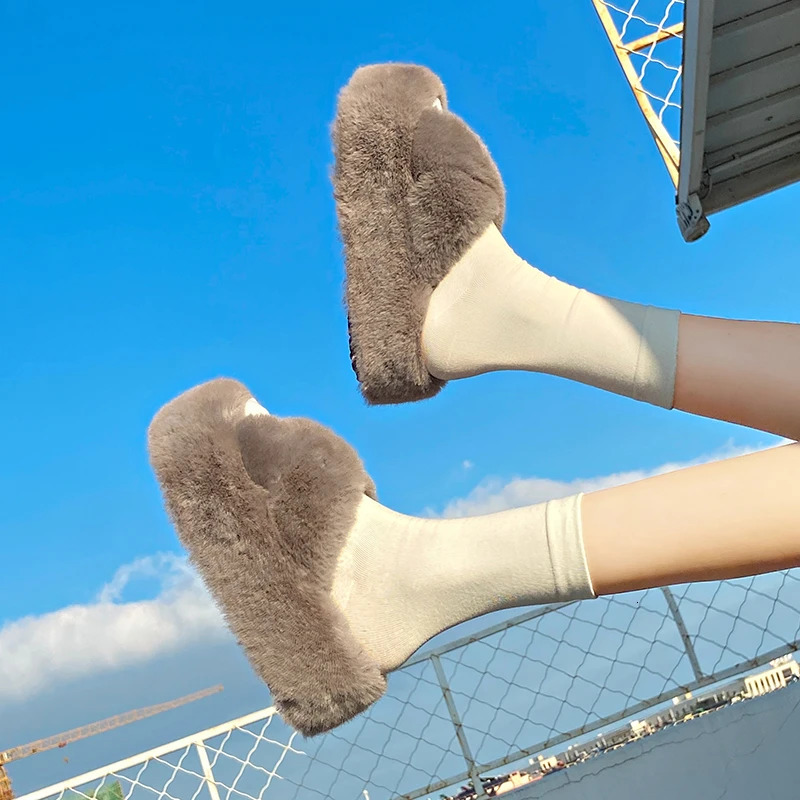 Short and chubby platform fur slider womens winter thick soled fur outdoor slider womens Plus size 42 short plush er shoes 241018