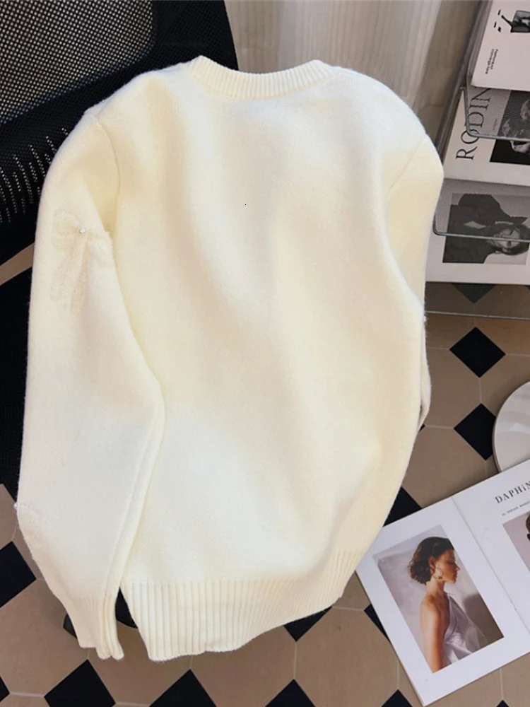 Womens white cardigan wool sweater Harajuku Y2k long sleeved O-neck knitted cashmere sweater retro 2000s cute clothing autumn 241019