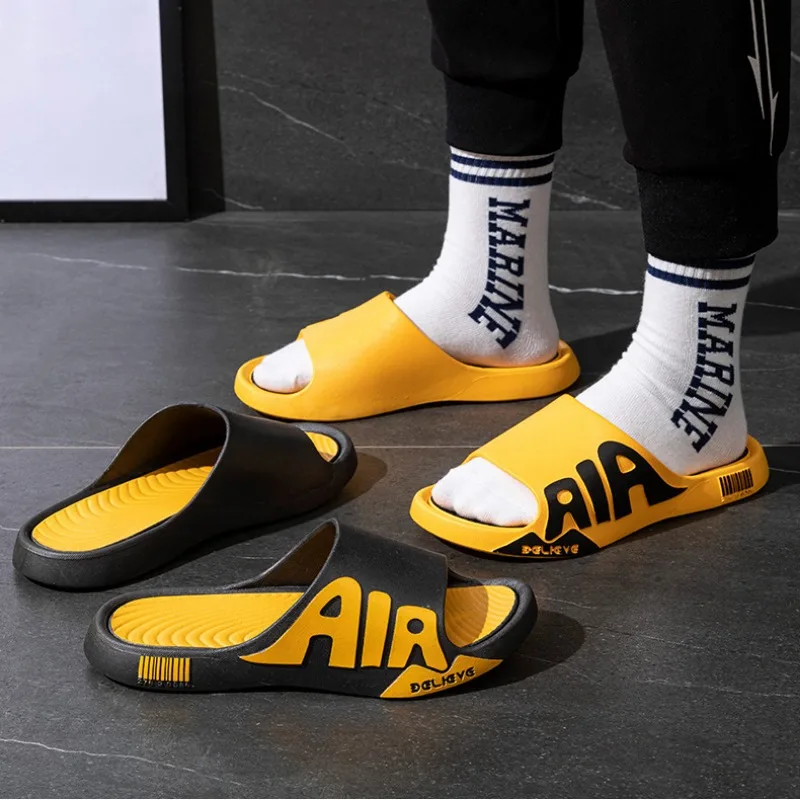 25S new model Men New Slides Summer Sandals Male Outdoor Soft Sole Beach Home Non slip Bathroom Shoes Flip Flops Casual Sports Slippers