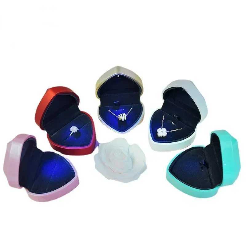 Creative Heart shaped LED Bead Box High end Recommendation Confession Ring Box Bead Box Pendant W241019