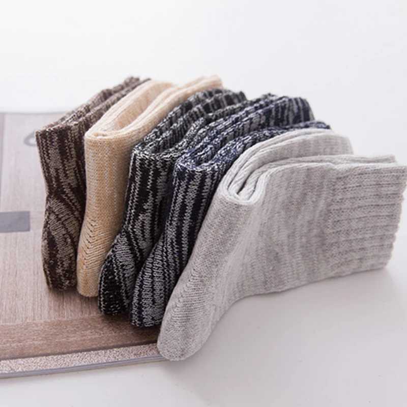 Mens Socks Winter Warm and Thickened Wool Cotton Sock Middle Tube Funny Vintage Breathability Socks for MenXJ241019