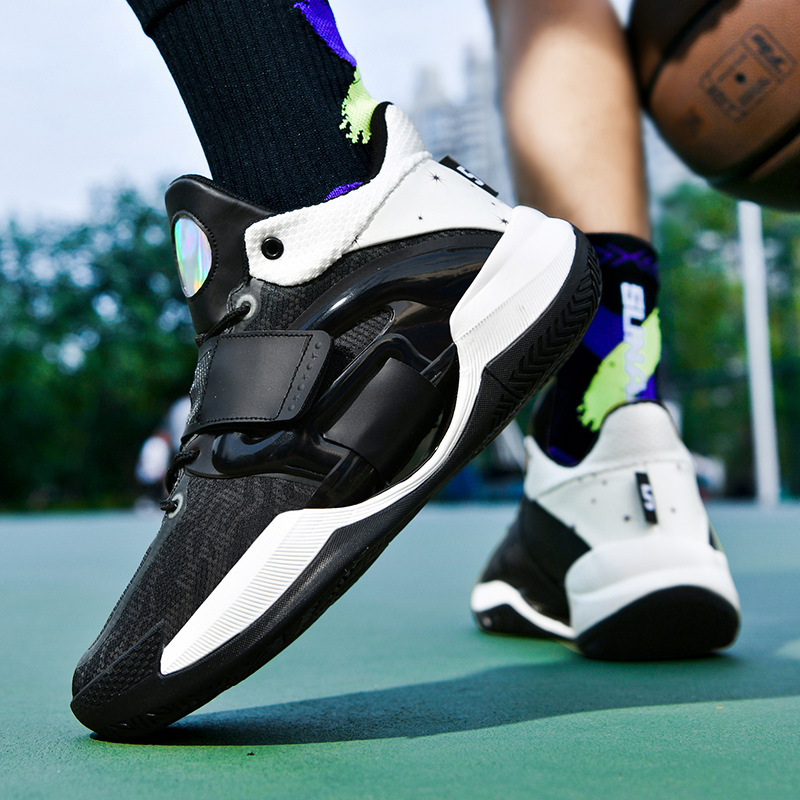 Running for boys and girls, junior high school adults, couples, basketball shoes, sports students, blue ball shoes