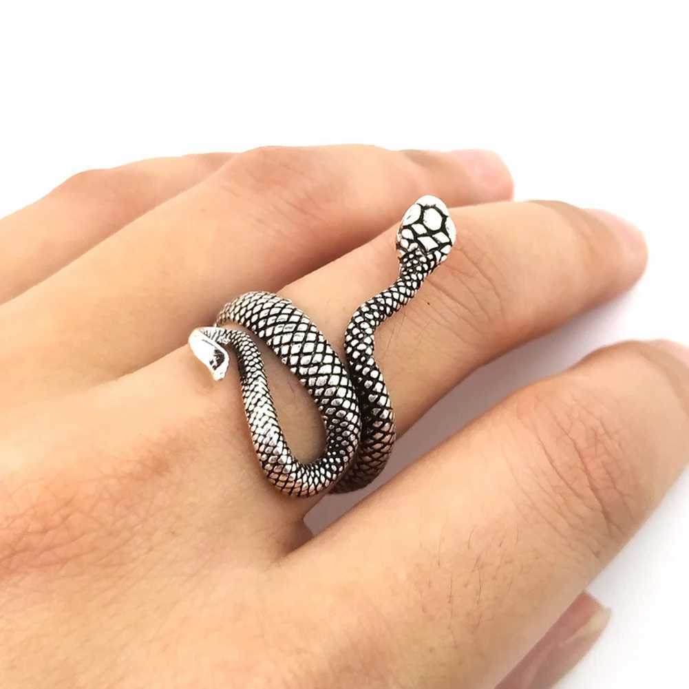 Mens Womens Punk Gothic Snake Ring Exaggerated Black Plating Gothic Adjustable Party Gift Jewelry Womens Jewelry Y241019