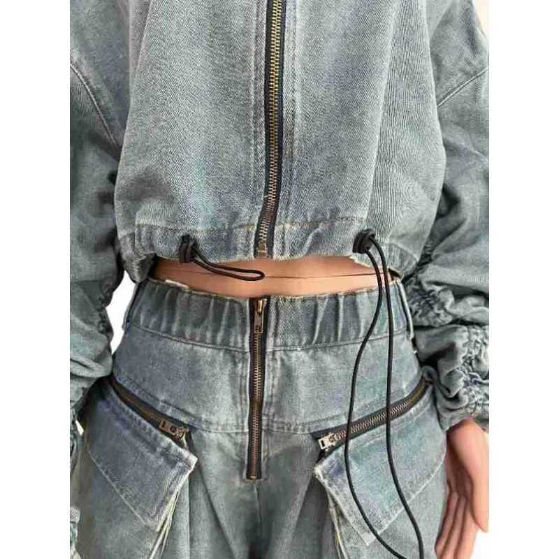 Women's Two Piece Pants Casual loose denim two-piece set womens 2023 autumn zipper high neck crop top elastic waist wide leg cargo pants Y241019N