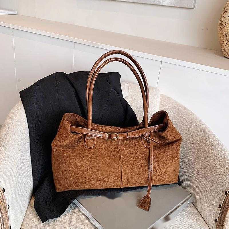 CMM Autumn and Winter Large Capacity Suede Bag for Women New Casual Commuter Shoulder Bag Handheld Tote Bag
