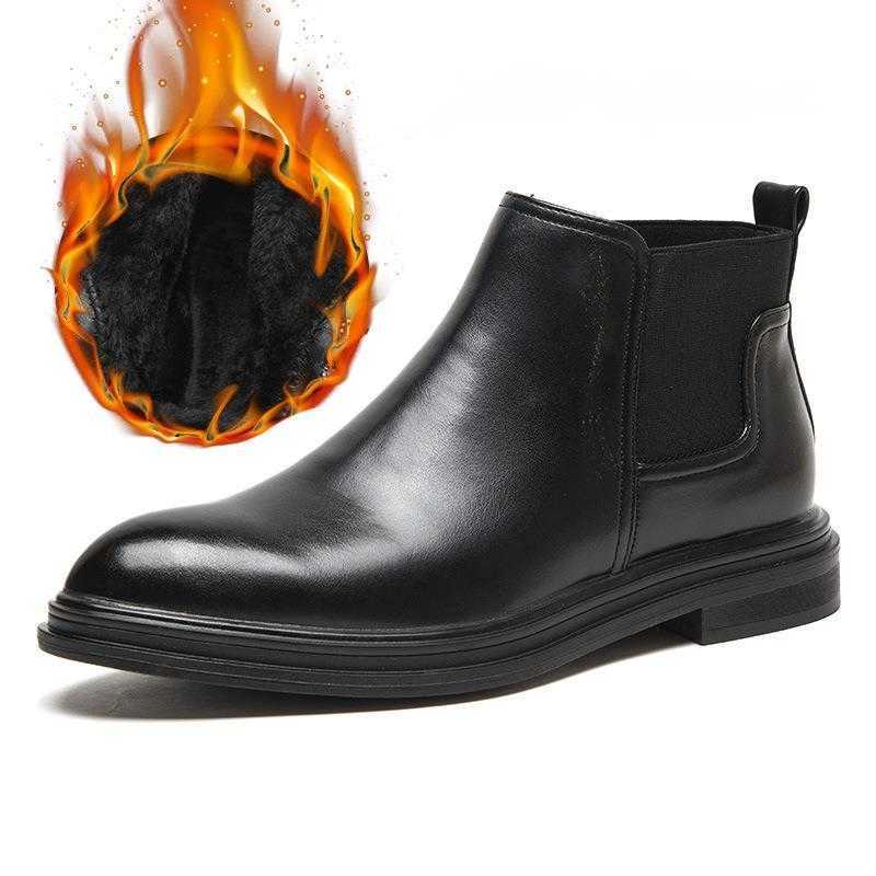 Martin Boot Oversized Pointed Chelsea Boots English Slip-on Leather Ankle Boots Business Mens Boots Model Fashion Boots 240927