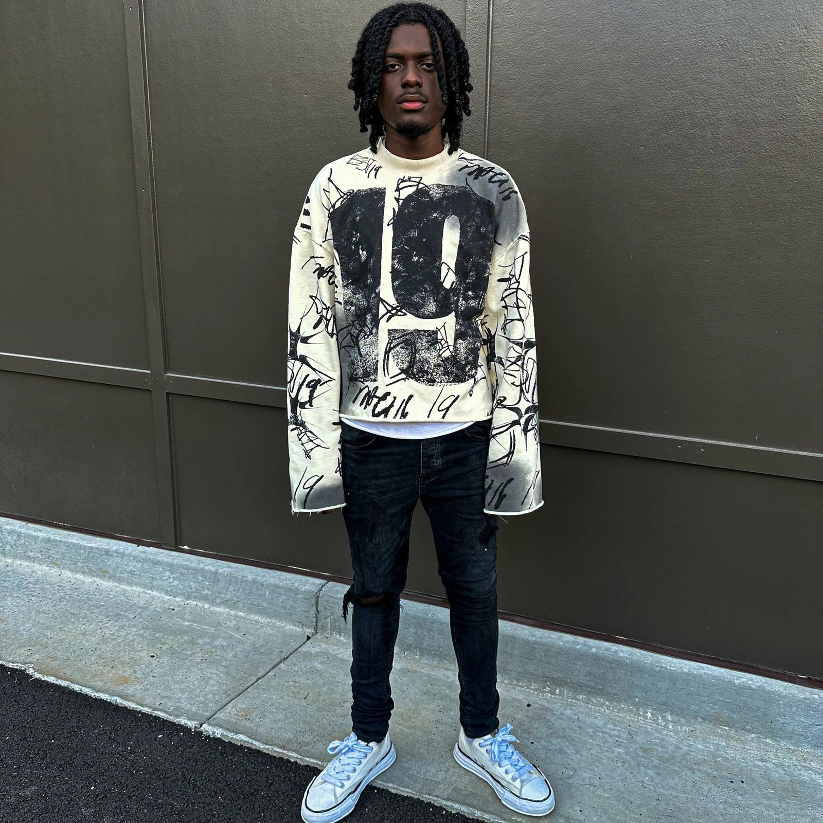 Y2K fashion long sleeved T-shirt mens Harajuku hip-hop graffiti style graphic printing oversized top autumn Gothic clothing 241019