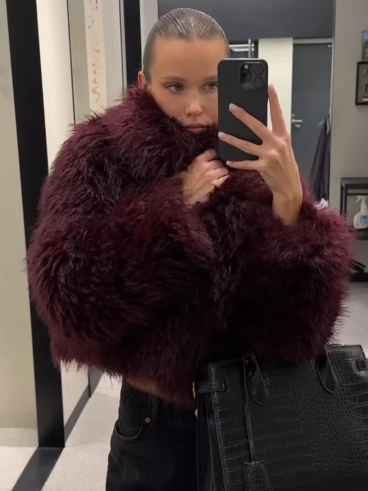 Fashionable Warm Fluffy Faux Fur Coat for Women Elegant Collar Long Sleeve Open Collar cardigan for Women Fashion Winter Street Coat 241018