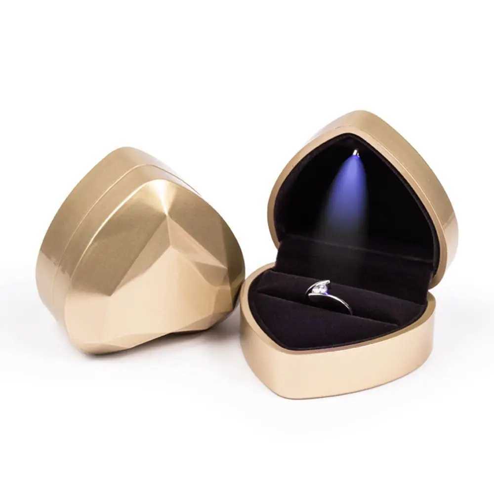 Heart shaped luminous earrings jewelry box jewelry box jewelry box gift ring box packaging decoration box necklace jewelry storage box W241019