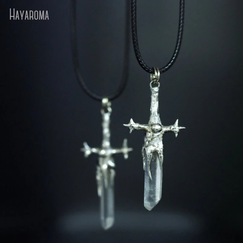 10pcs Organic Claw Bubble Claw Shapeless Solid Spike Sword Savage Handmade Strength Transparent Crystal Necklace 241018
