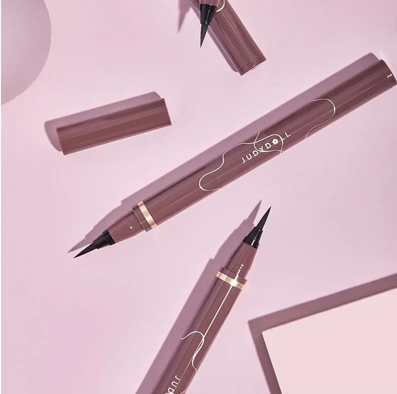 Judydoll a black liquid eyeliner pen waterproof for 24 hours long time smooth eye makeup superfine eyeliner pen 241018