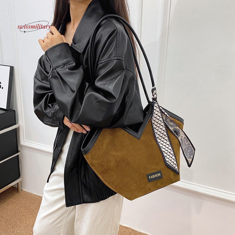 Large capacity armpit casual versatile shoulder commuting travel crossbody bag, stylish handbag #23 swissmilitary