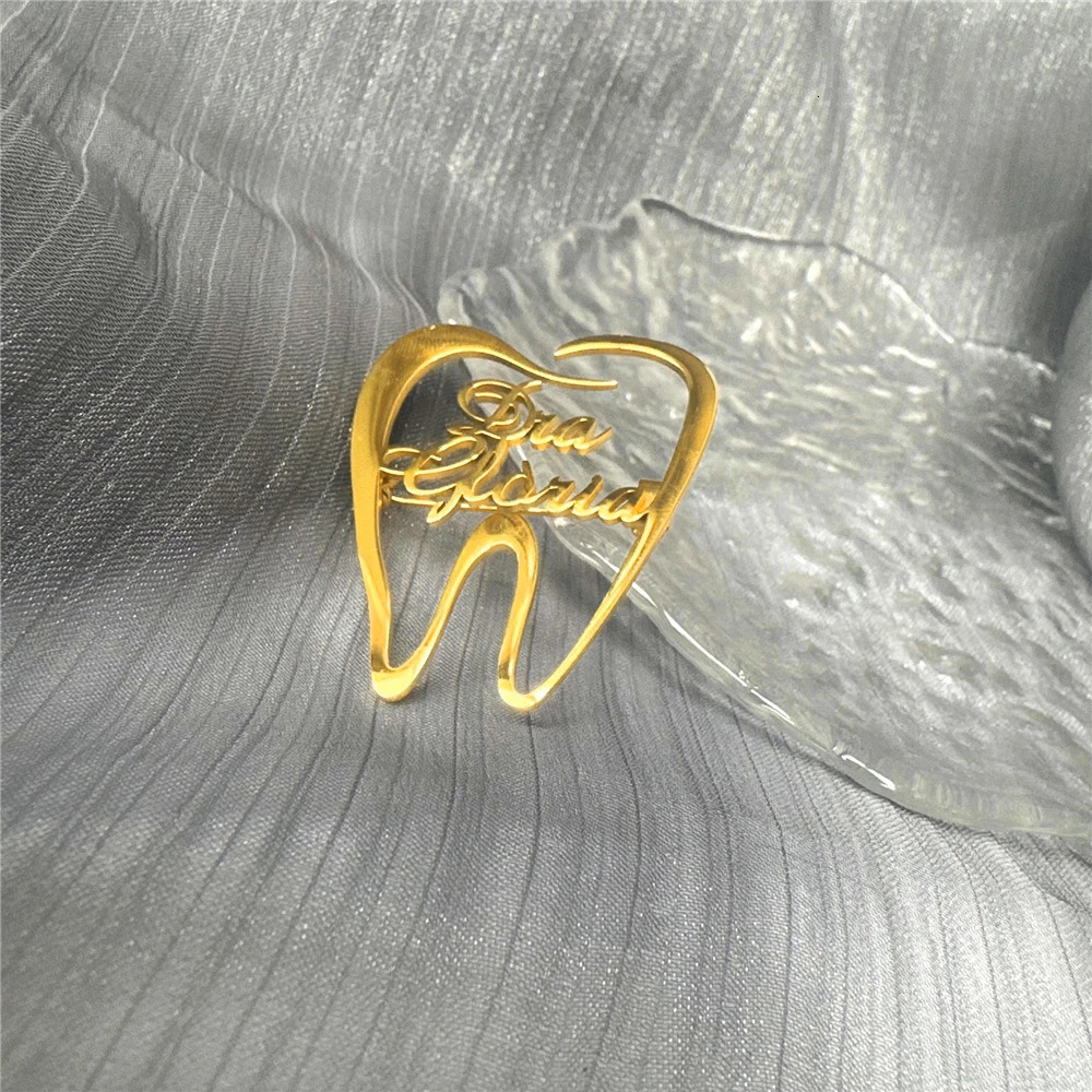 Creative tooth shaped stainless steel custom brooch carving name personalized company name brooch jewelry gift 241018